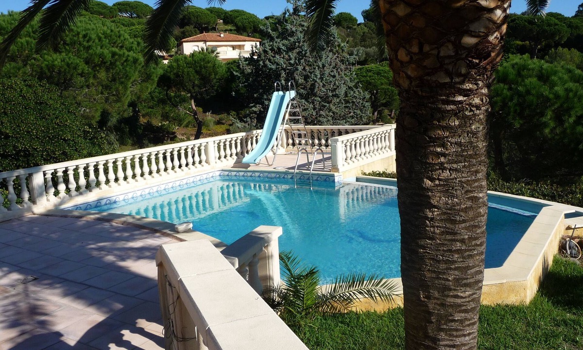 La Nartelle Villa | Villa, St-Maxime sea view, tranquillity, air-conditioned, heated pool