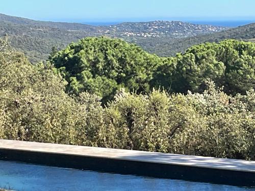 Plan-de-la-Tour Bed & Breakfast | Villa Vallaury