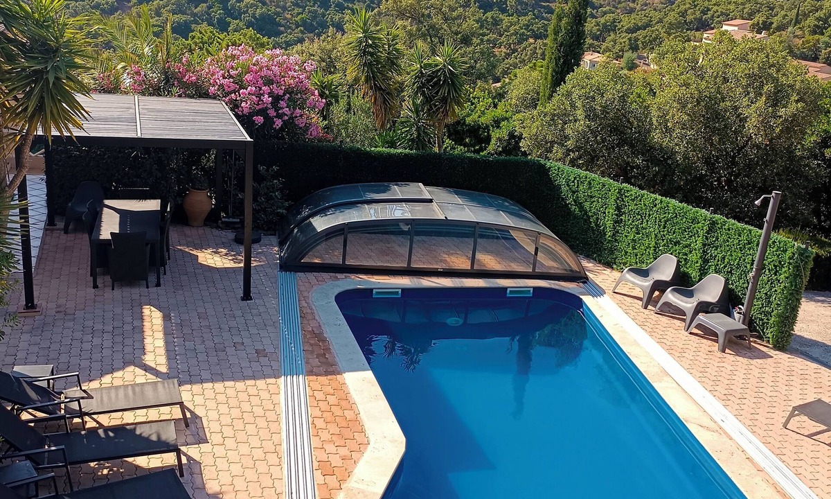 Rayol-Canadel-sur-Mer Villa | Villa with sea view, heated pool 3 or 5 bedrooms (6-8 pers) wifi air conditioning