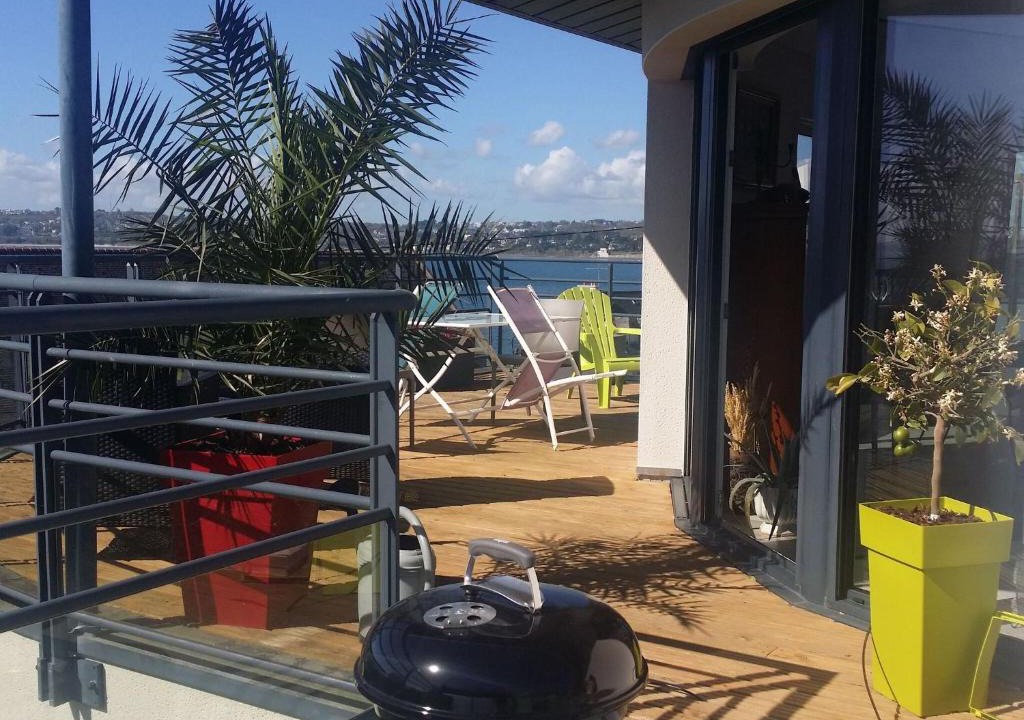Plougastel-Daoulas House | Villa with high terrace and panoramic sea views