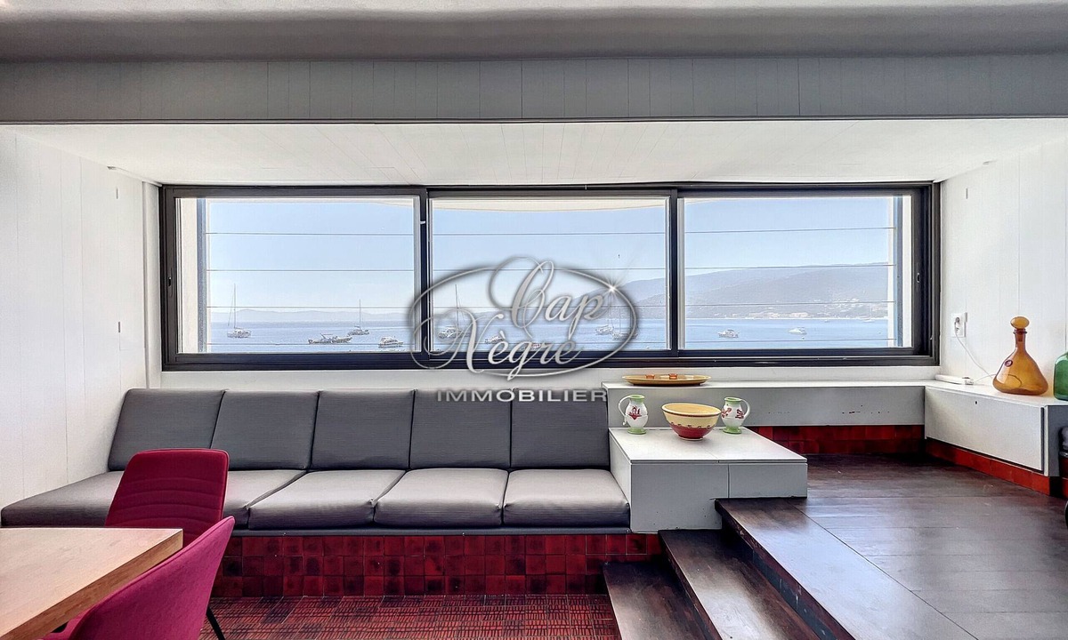 Cavaliere Villa | Waterfront house with a rooftop and private dock in Cavalière
