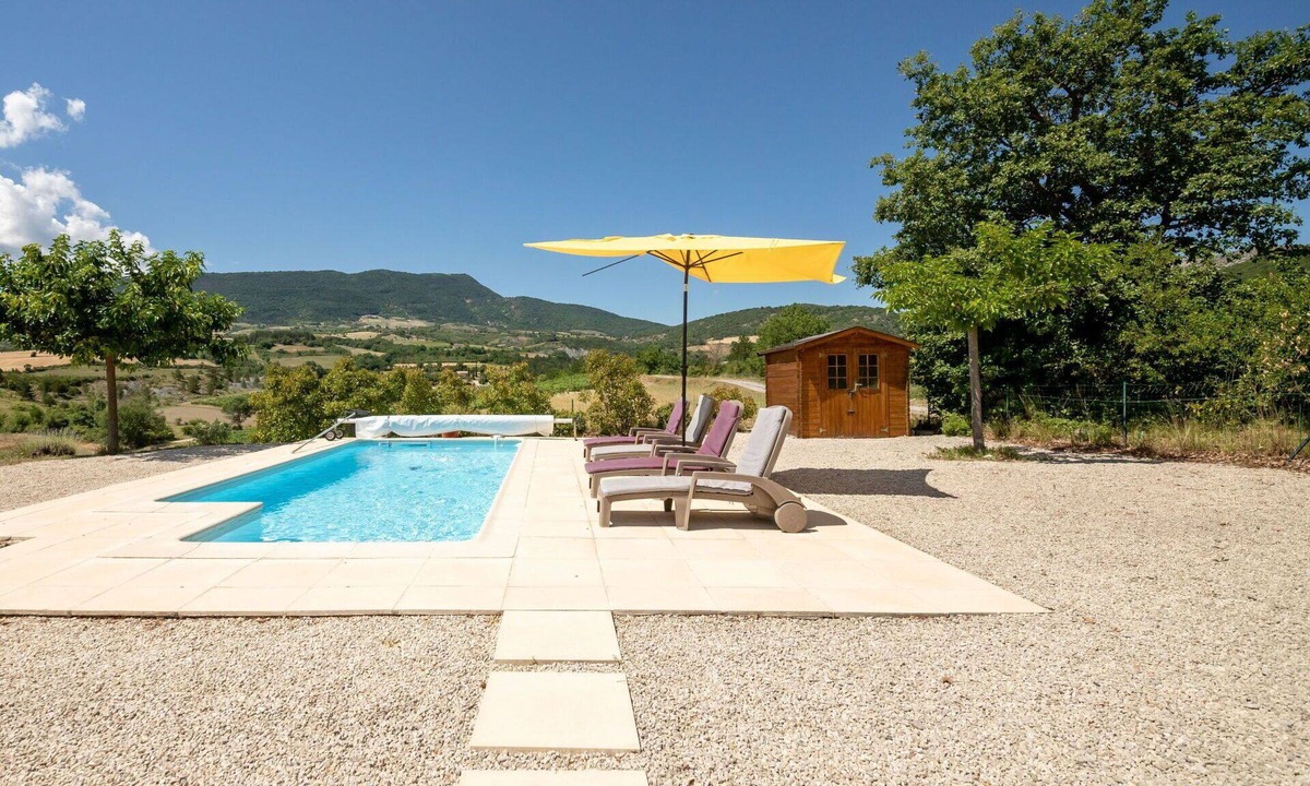 Sainte-Jalle House | Wonderful private villa for 6 guests with WIFI, private pool, TV and terrace