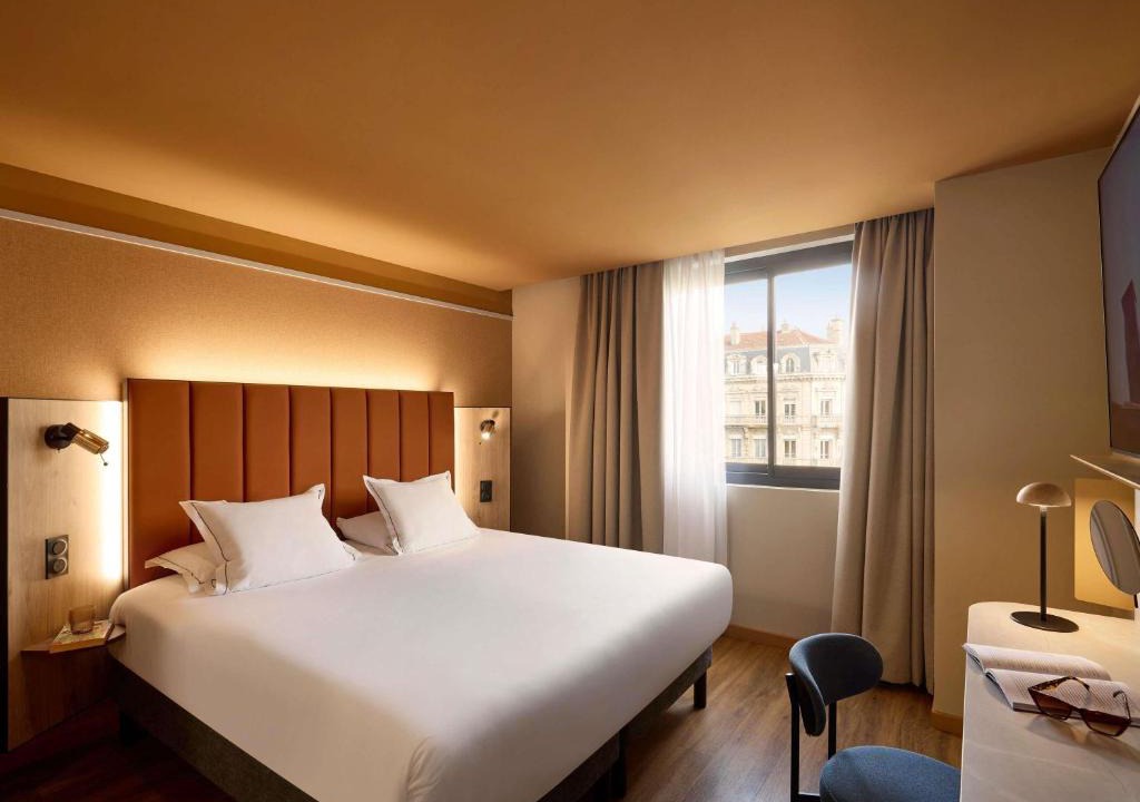 Valence Hotel | You Hotel de France Valence - Handwritten Collection