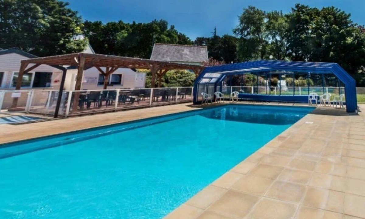 Plestin-les-Greves House | ZEcamping 2* piscine chauffée 1km plage hammam jacuzzi locatif 4 pers