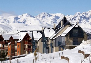 100m from resort center, 1st floor, jacuzzi, hammam, balcony, tv, ski locker, 32m², Peyragudes
