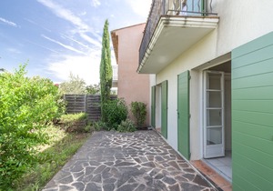 2 BEDROOM TOWNHOUSE WITH GARDEN (N°566)