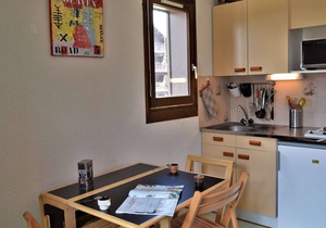 2-Room Apartment with Cabins, Sleeps 4, Central Risoul, Pet-Friendly