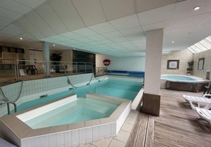 20m from resort center, 3rd floor, view ski slopes, fitness, swimming pool, sauna, tv, ski locker