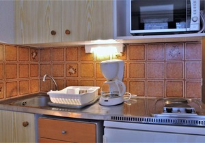 300m from resort center, 2nd floor, balcony, tv, ski locker, 25m², Risoul