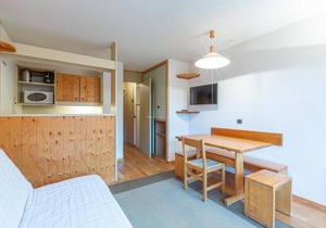 6th floor, view mountain, balcony, ski locker, 28m², Valmorel