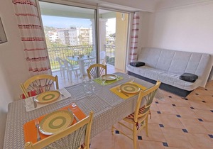 Apartment for 4/5 people - Swimming pool residence - A/C - WiFi - Near beach and city center -.