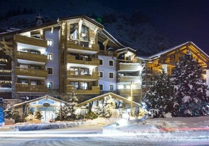 Appartement d'exception à Val-d'Isère avec sauna, parking et WIFI - FR-1-567-54