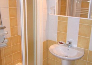 Bed and Breakfast up to 2 people - Air conditioning and Wifi