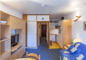 Bright studio for 6 people near slopes and shops