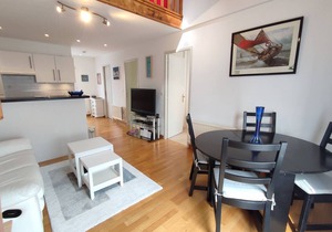 Central Apartment with WIFI, Parking, and Balcony in Perros-Guirec