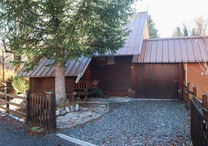 Chalet in Barcelonnette near golf, 3 bedrooms, up to 8 people