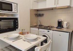 Elegant studio - Private parking - Close to transport Lyon 8