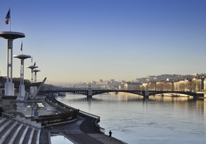 Ibis Lyon Est Bron