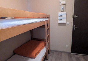 Studio Cabine 4 pers au pied des pistes avec balcon - FR-1-557-13