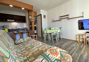 Studio with Mountain Views, Near Slopes & Shuttle Bus