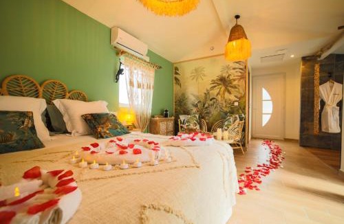 11th Arrondissement Bed & Breakfast | Ô Balinais mini villa avec spa et piscine chauffée privative Marseille