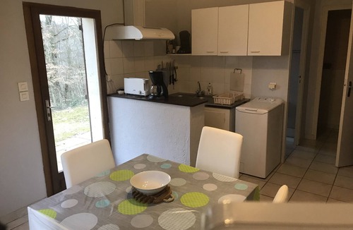 Saint-Julien-de-Lampon House | 1 Bedroom Private vacation home in Saint-Julien-de-Lampon