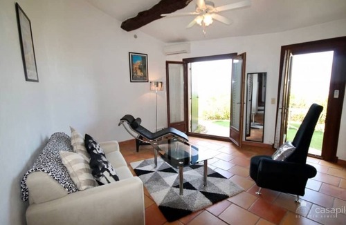 Mandelieu-La-Napoule House | 1 bedroom accommodation in Mandelieu