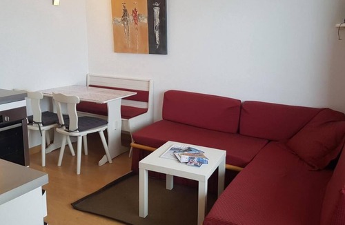 Reberty Apartment | 100m from shops, 3rd floor, view mountain, balcony, tv, 25m², Les Menuires