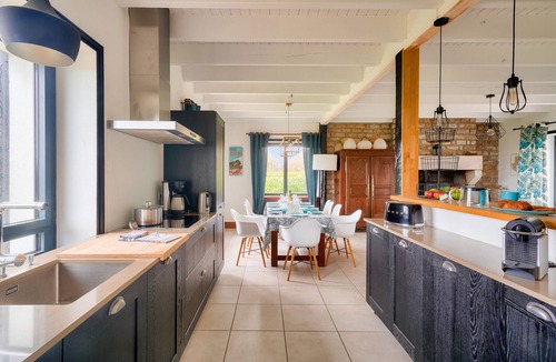 Penmarch Ski Chalet | 100m from the beach - house for 10 persons