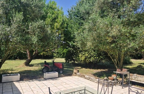 Berneuil House | 150 m² Charente-style farmhouse with a garden and terrace
