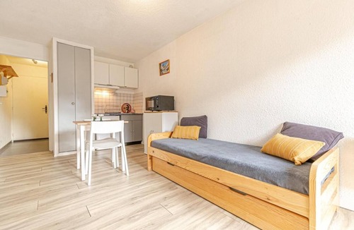 Aussois Apartment | 150m from resort center, 2nd floor, balcony, tv, ski locker, 21m², Aussois