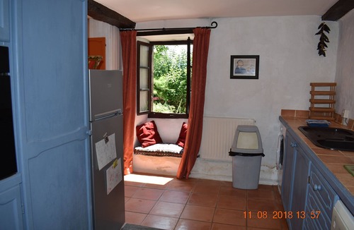 Lasseube Cottage | 17th Century cottage nestling in the Pyrenean foothills with 12m pool