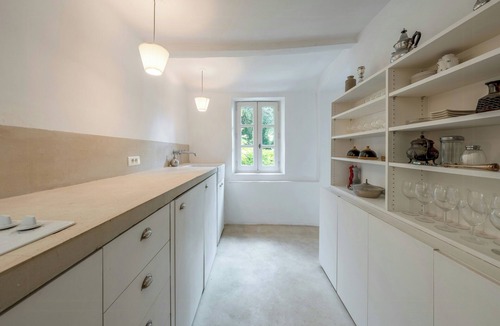 Apt House | 18th century bastide with heated pool in Provence