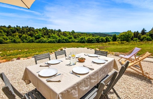 Saint-Trinit House | 2 bedroom amazing home in Saint-Trinit