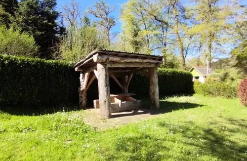 Huelgoat House | 2-bedroom canvas bungalow/without sanitary facilities sleeps 4
