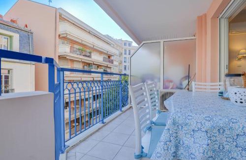 Menton Apartment | 2 pièces plein Centre, Terrasse, Parking
