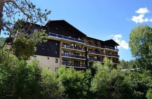 Briancon Apartment | 200m from resort center, balcony, tv, ski locker, 84m², Serre Chevalier