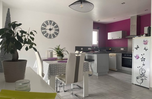 Hasparren Apartment | 3 * cottage between sea and mountains