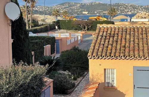 La Nartelle Apartment | 3* duplex apartment with balcony facing the sea