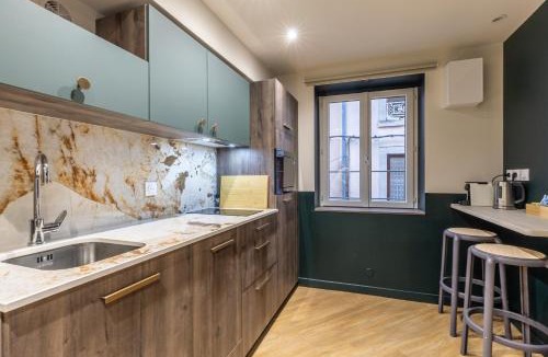 Clermont Ferrand City Centre Apartment | 3 studios haut de gamme Immeuble chic centre