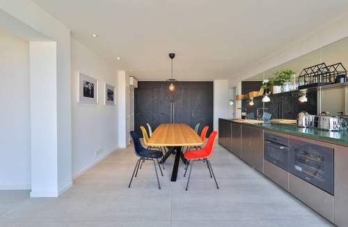 Saint-Tropez Apartment | 3BR Seaview Apartment – 2 Min Walk to Saint-Tropez Port + Free Parking