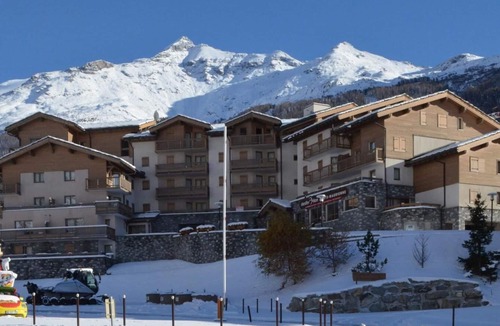 Val Cenis Apartment | 3rd floor, balcony, tv, ski locker, 40m², Val Cenis