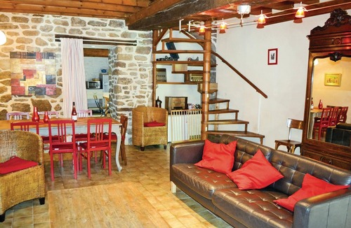 Taden House | 4 bedroom accommodation in Taden