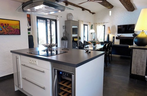Saint-Aygulf House | 400m from the sea, Villa with splendid sea view, heated infinity pool
