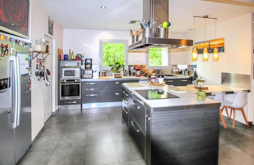 Saint-Fortunat-sur-Eyrieux House | 5 bedroom amazing home in Saint-Fortunat-Sur-Eyr