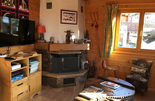Les Carroz-d'Araches Ski Chalet | 5-bedroom chalet for 10 with private parking