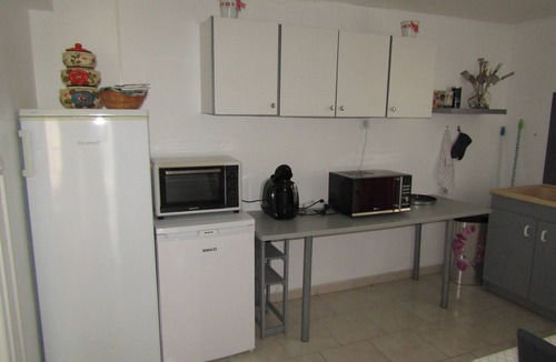Marcillac-Saint-Quentin Apartment | 5 minutes from Sarlat, studio with swimming pool