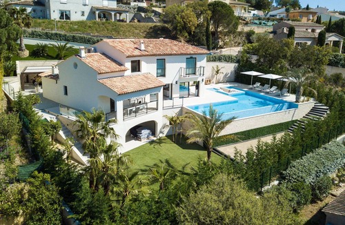La Nartelle Villa | 5-star deluxe property with marvelous decoration close to the golf course