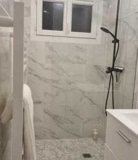 Tulle Apartment | 5e Ciel - [sans ascenseur - devant gare/centre-ville]