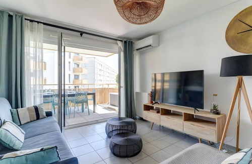 Saint-Priest Apartment | 60m2 + Terrasse + Parking Sécurisé Proche Eurexpo